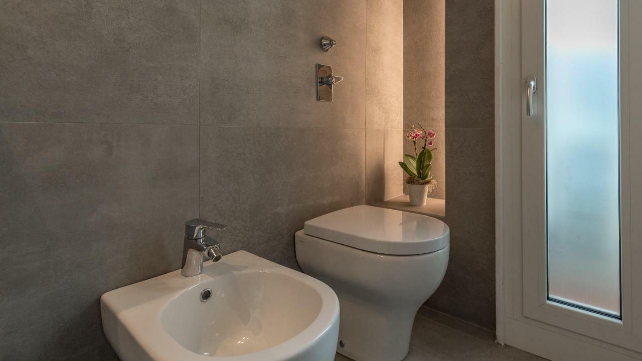 Stunning View Apartment 米兰 外观 照片